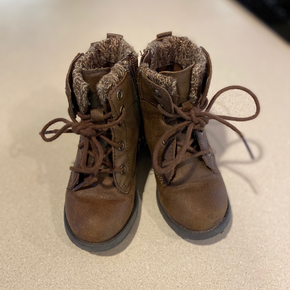 Size 7 toddler boots